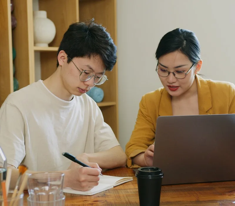 Check out our Latest News - 黑白体育hangjie